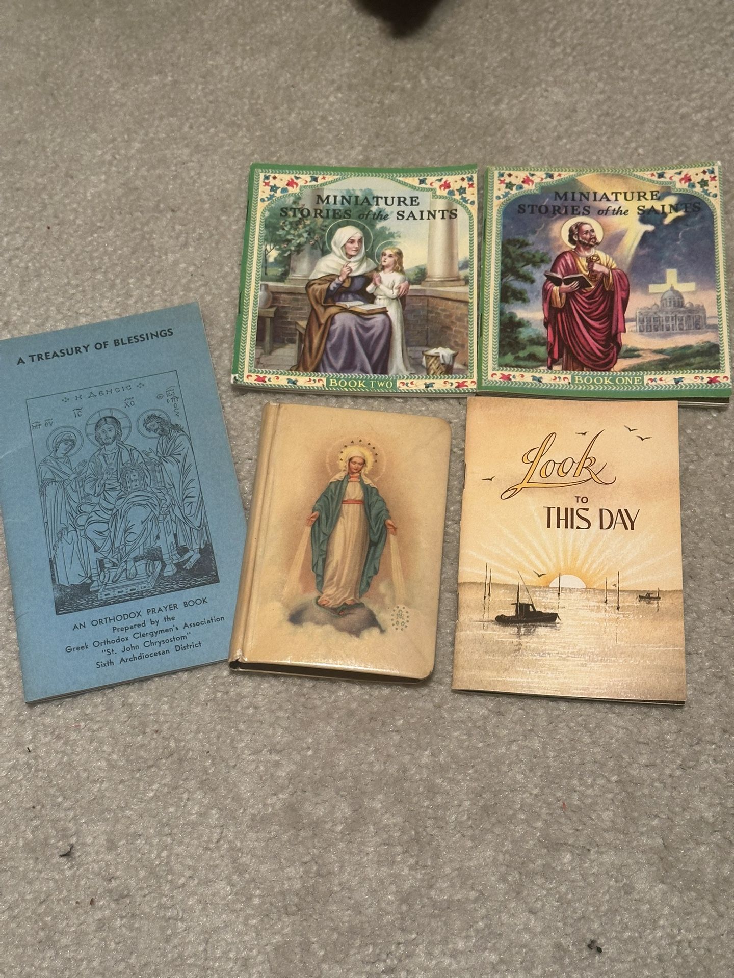 5 Prayer Booklets