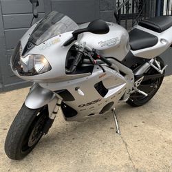 2002 Triumph Daytona 955i