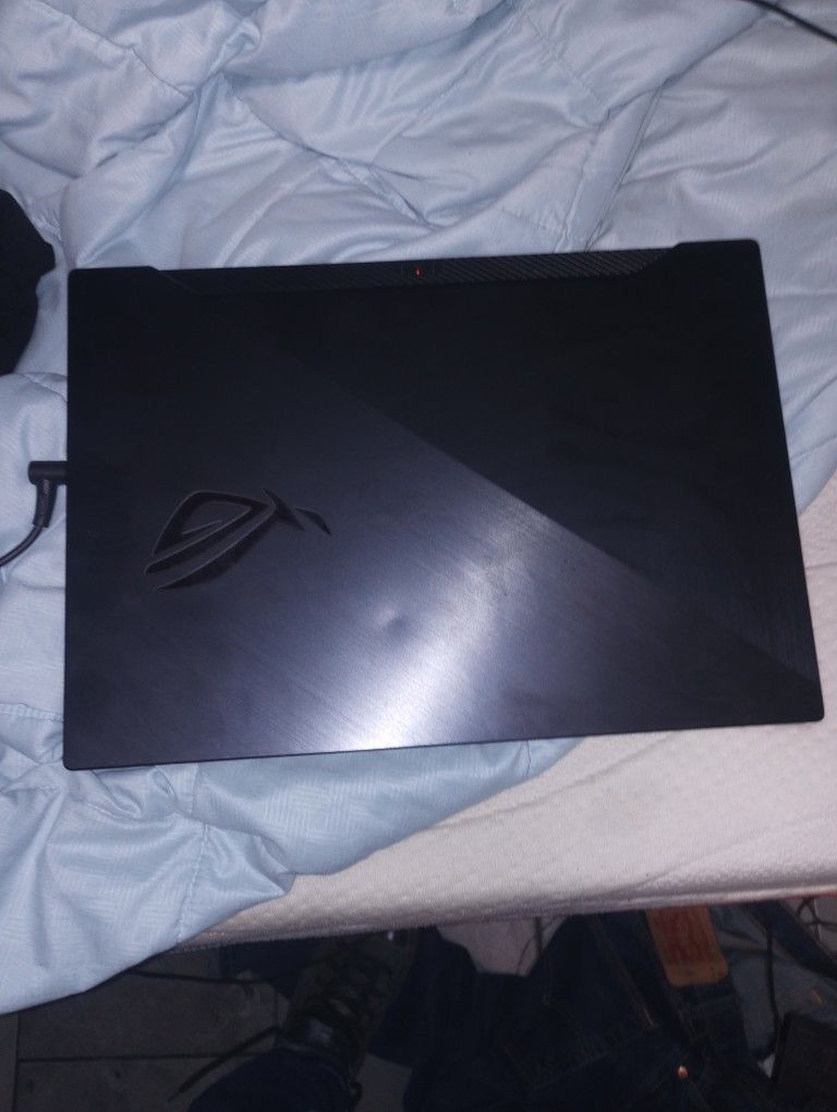 ASUS ROG Zephyrus G15