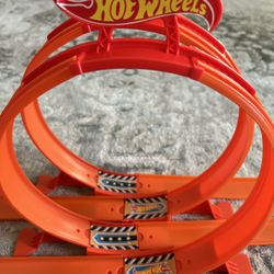 Hot Wheel Race Track + Additional Track And Clamp