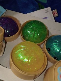 Dumpling glitter  toys
