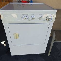 FRIGIDAIRE HEAVY DUTY GAS DRYER