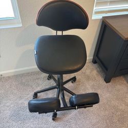 Kneeling Chair