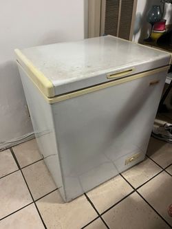 Magic Chef 5.5 Cu. Ft. Chest Freezer – $125 OBO