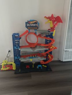 Hot wheels ultimate garage
