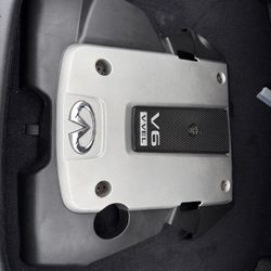 08-13 G37 Engine Cover