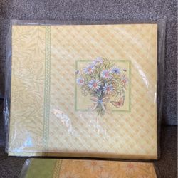 K&Company Daisy Garden Album