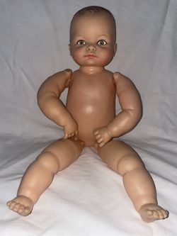 Vintage Cameo Miss Peep Doll