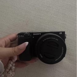 Sony A6000 