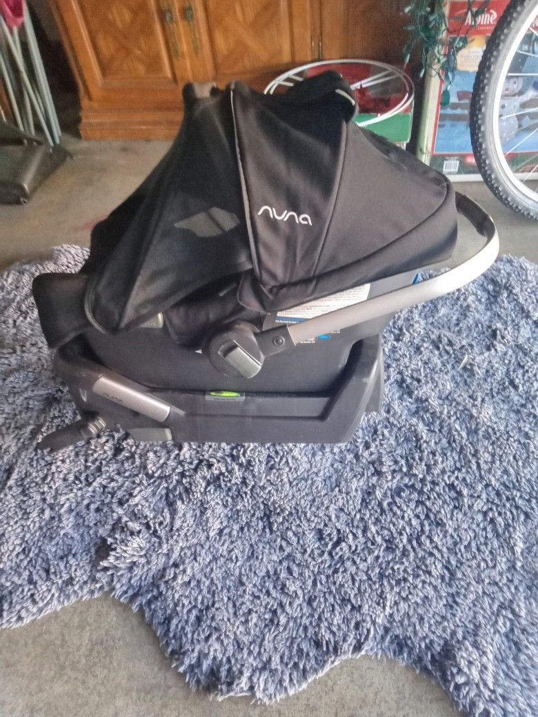 NUNA PIPA RX INFANT CAR SEAT