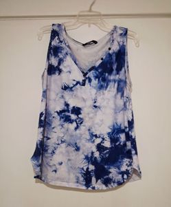 New women tye dyed top