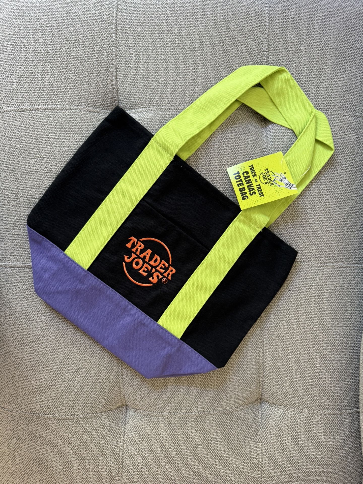 Trader Joe’s “TRICK OR TREAT” canvas tote bag