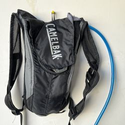 CAMELBAK Classic Hydration Hydro Backpack 2.0 Liter