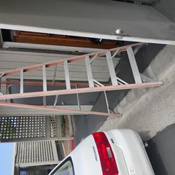 Werner Fiberglass Ladder 8ft  Capacity Weight 300pds