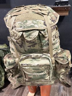 USGI MOLLE 4000 Rucksack OCP Complete w/ Frame Excellent Condition