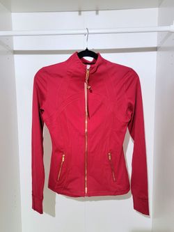 Lululemon jacket red