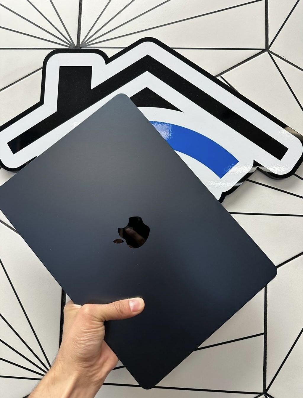 MacBook Air Midnight (13-inch, M4, 2025) 16GB 256 SSD With Apple Care Warranty