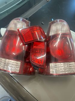 2004 4runner tail lights