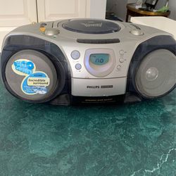 Philips magnavox Dynamic boost Boom box W/ Radio