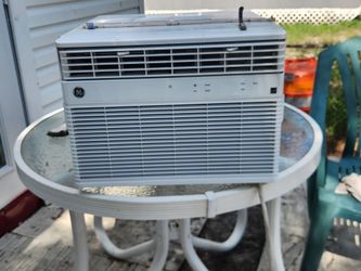 WINDOW AC UNIT