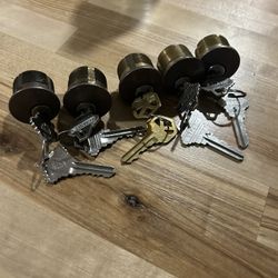 Lot Of 5 Mortises Cylinders Locks. 