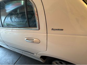 2006 Lincoln Town Car