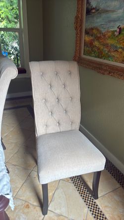Formal dining chair