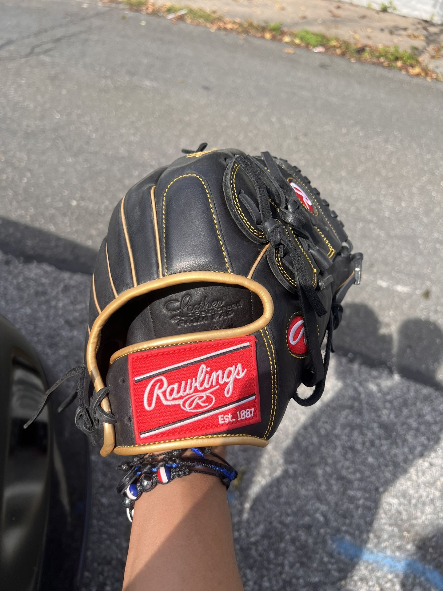 R9 PO Glove