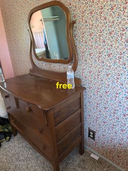 Free dresser