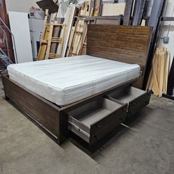 Queen Bed And Mattress 