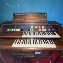 Vintage Lowrey Jubilee M-500 with Magic Genie electric organ and bench