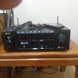 Home Stereo Receiver / Denon