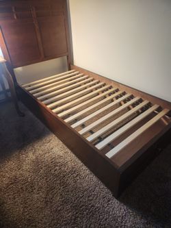 Twin bed