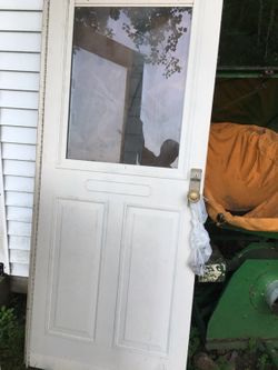 Storm doors. Great condition. One is 36” and the other is 32” .Asking 50for the 36". And 40for the 32"