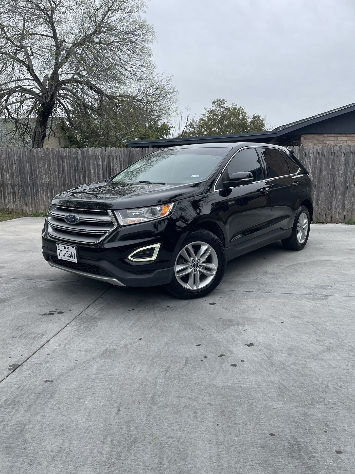 2016 Ford Edge