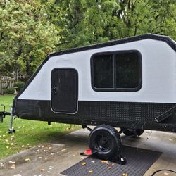 Teardrop Camper (Weighs Less Than 600lbs)