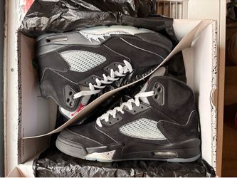 Black Metallic Size 9.5