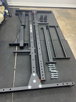 Rogue Monster Lite Squat Stand w/ Spotter arms