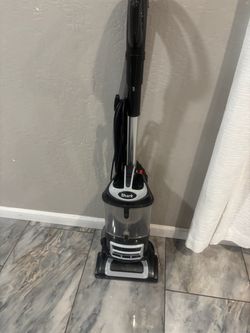 Shark vacuum