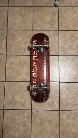 Skateboard