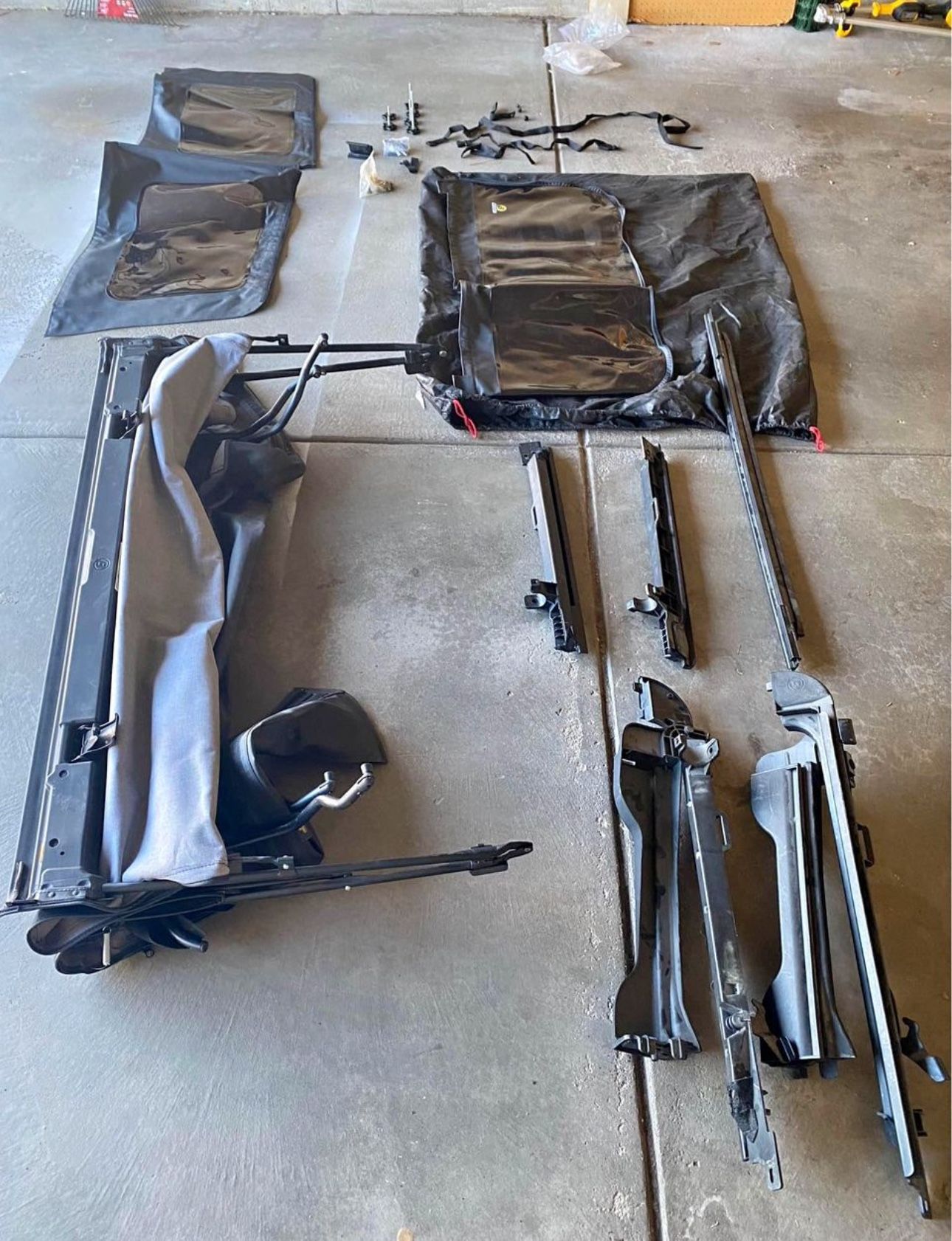 Jeep soft Top With hardware $380 Fits many jeeps jk 2007-2018 4 doors