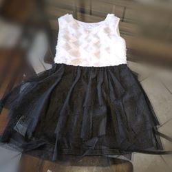 Girls Dress Size 4-5