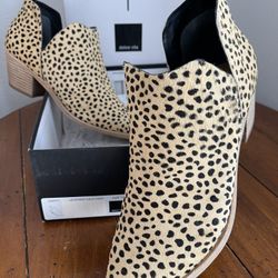 Dolce Vita Ankle Boots