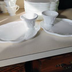Vintage Indiana Milk Glass Harvest Pattern Plates X 8 With Teacups