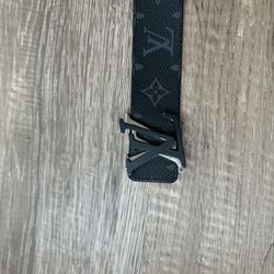 Loui Vuitton Men's Belt for Sale in Jacksonville, FL - OfferUp