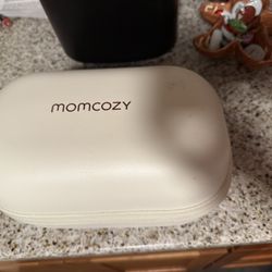 Mom Cozy Wearable Breast Pump  W/ Mobile Flow App