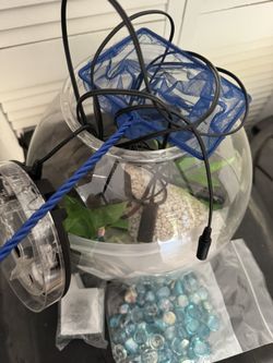 Large Plastic Aquarium Bowl With All Accessories And Filters.. Price Firm