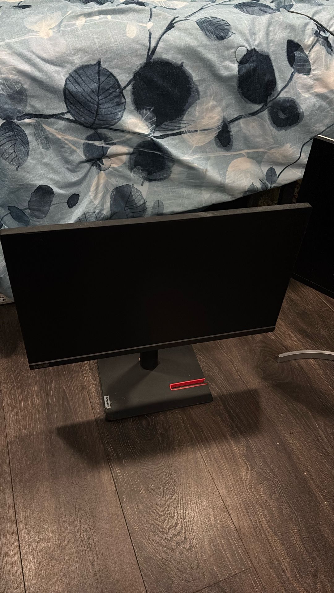 2 Monitors - 25in And 4kUHD 27in