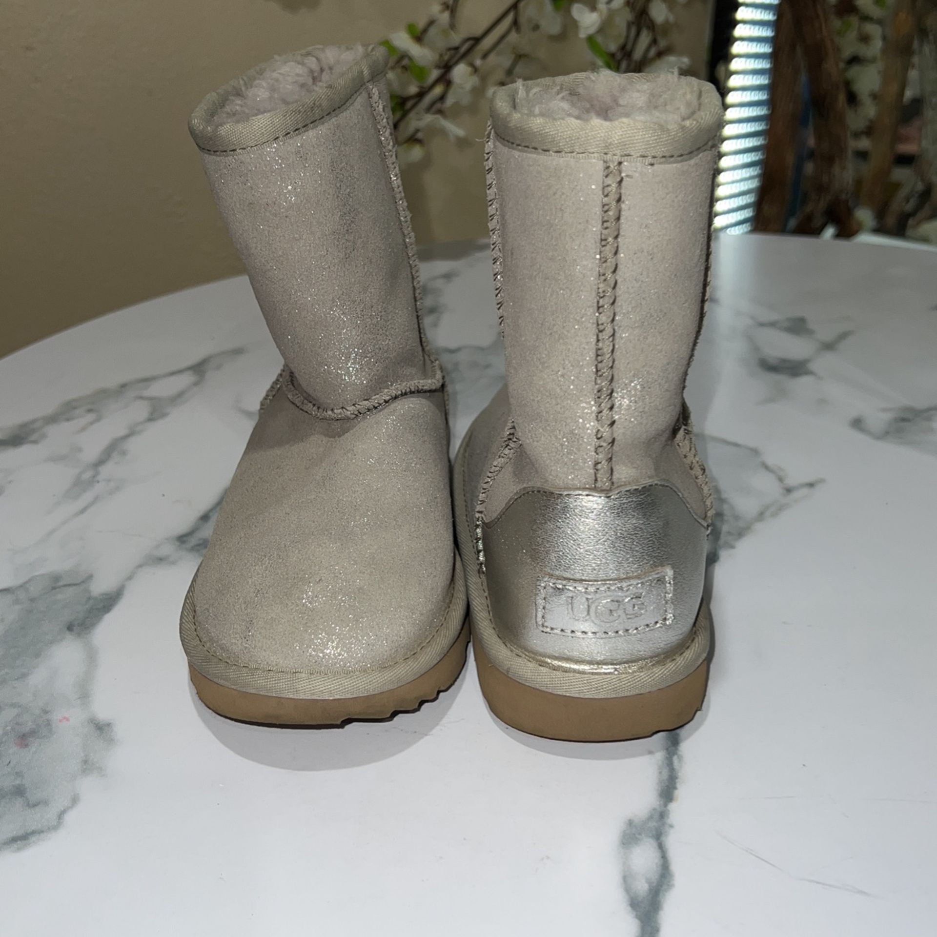 Boots UGG