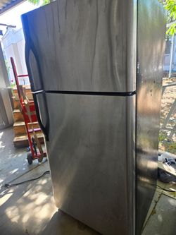 KENMORE REFRIGERATOR